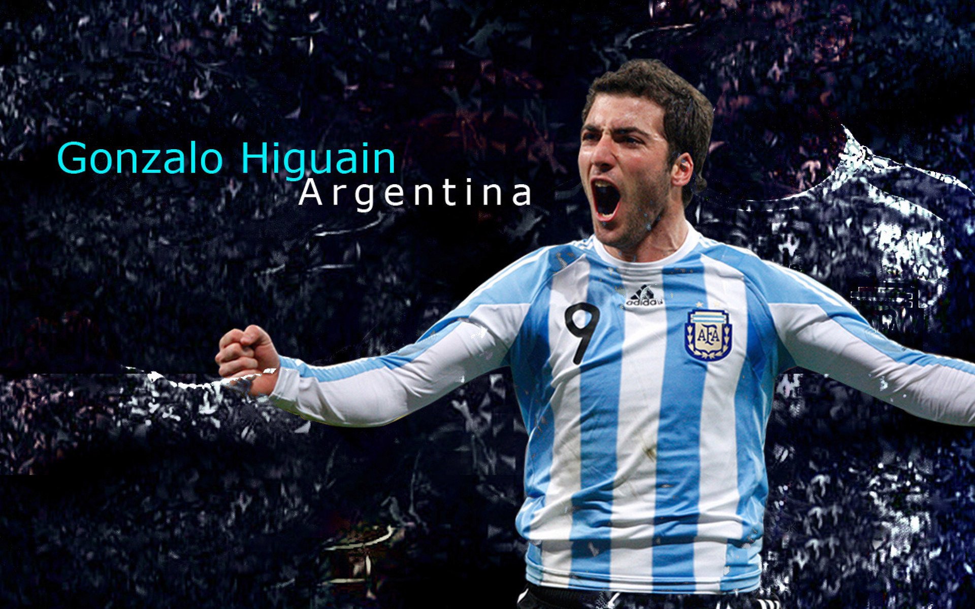 足球新媒体平台内容丰富，吸引大量年轻粉丝，足球新媒体运营